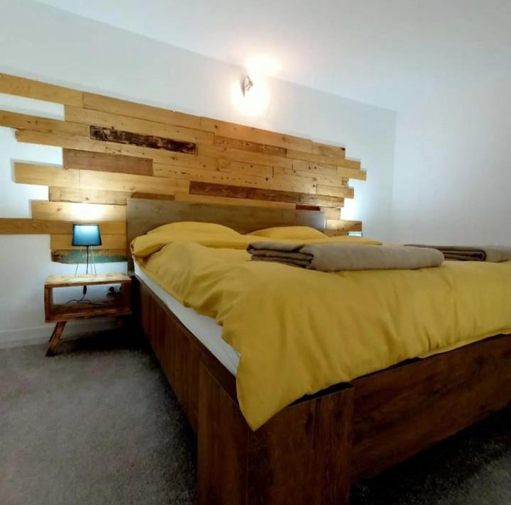 Anur Apartment Bihać Exteriör bild