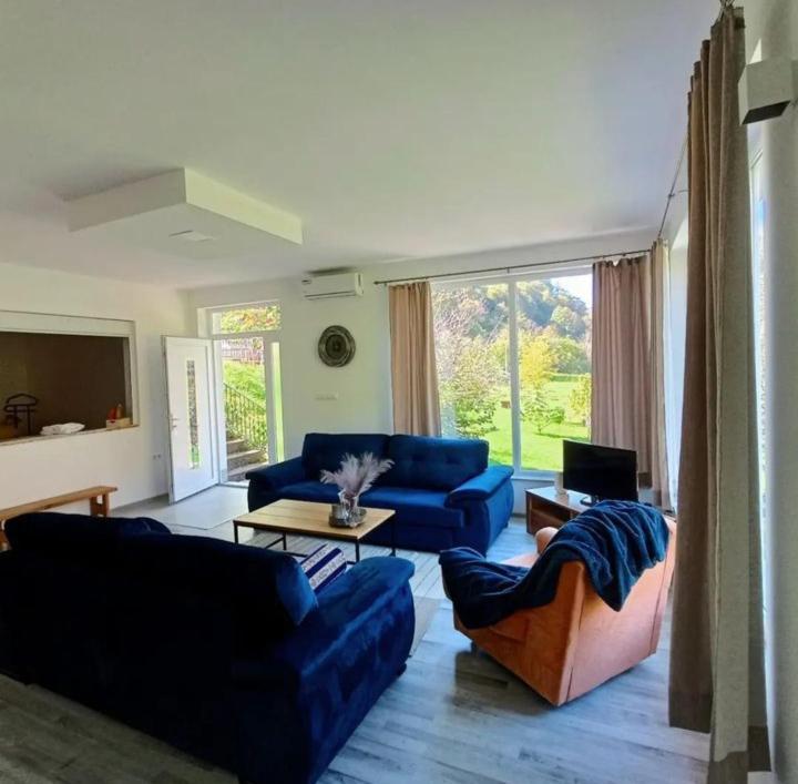 Anur Apartment Bihać Exteriör bild