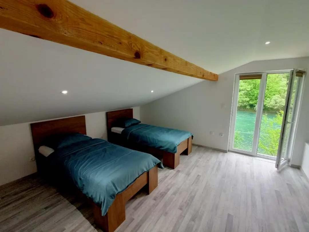 Anur Apartment Bihać Exteriör bild