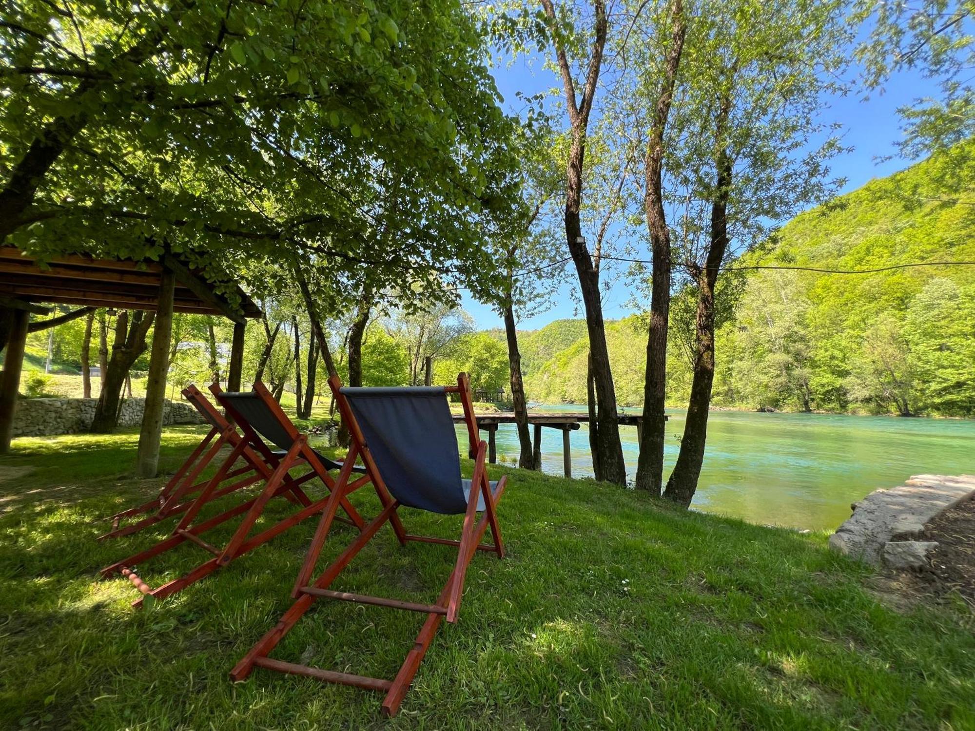 Anur Apartment Bihać Exteriör bild